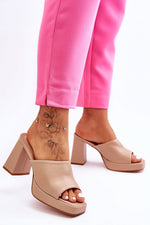  Şlapi model 181070 Step in style 