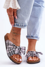  Şlapi model 182392 Step in style 